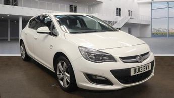 Vauxhall Astra 1.4 16v SRi Hatchback 5dr Petrol Manual Euro 5 (100 ps)