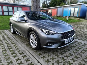 Infiniti Q30 1.5d SE Hatchback 5dr Diesel Manual Euro 6 (s/s) (109 ps)