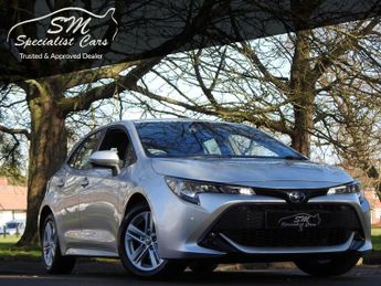 Toyota Corolla 1.8 VVT-h Icon Tech Hatchback 5dr Petrol Hybrid CVT Euro 6 (s/s)