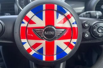 MINI HATCH 1.5 Cooper Classic Hatchback 5dr Petrol Manual Euro 6 (s/s) (136