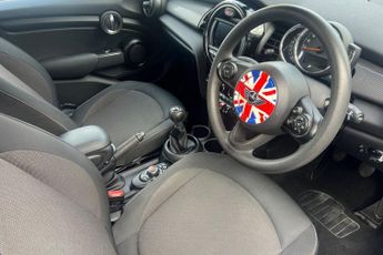 MINI HATCH 1.5 Cooper Classic Hatchback 5dr Petrol Manual Euro 6 (s/s) (136