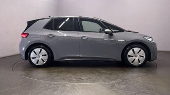 VOLKSWAGEN ID.3 Pro Performance 58kWh Family Hatchback 5dr Electric Auto (204 ps