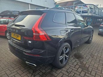 VOLVO XC60 2.0h T6 Recharge 11.6kWh R-Design SUV 5dr Petrol Plug-in Hybrid 