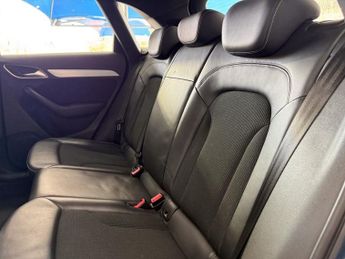 AUDI Q3 2.0 TDI S line SUV 5dr Diesel Manual Euro 6 (s/s) (150 ps)