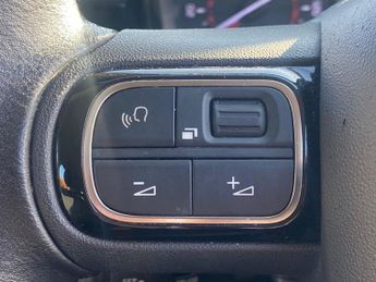 CITROEN C3 1.2 PureTech Shine Hatchback 5dr Petrol Manual Euro 6 (s/s) (83 