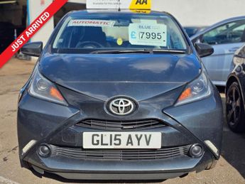 Toyota AYGO AUTOMATIC 1.0 VVT-i x-play Hatchback 5dr Petrol x-shift Euro 5 E