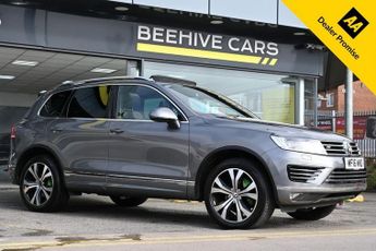 Volkswagen Touareg 3.0 TDI V6 BlueMotion Tech R-Line SUV 5dr Diesel Tiptronic 4WD E