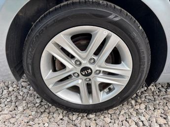 KIA CEED 1.6 CRDi MHEV 2 NAV Sportswagon 5dr Diesel Hybrid Manual Euro 6 