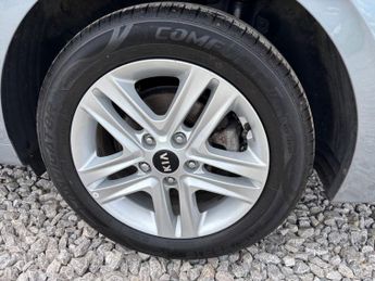 KIA CEED 1.6 CRDi MHEV 2 NAV Sportswagon 5dr Diesel Hybrid Manual Euro 6 