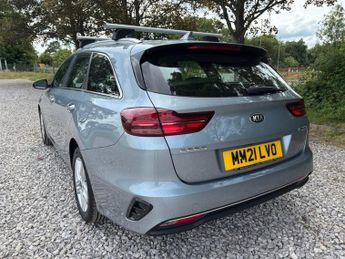 KIA CEED 1.6 CRDi MHEV 2 NAV Sportswagon 5dr Diesel Hybrid Manual Euro 6 