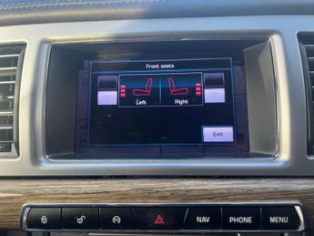 JAGUAR XF 2.2d Premium Luxury Saloon 4dr Diesel Auto Euro 5 (s/s) (190 ps)