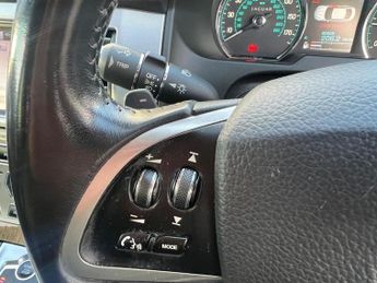 JAGUAR XF 2.2d Premium Luxury Saloon 4dr Diesel Auto Euro 5 (s/s) (190 ps)