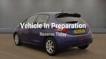 PEUGEOT 208 1.4 ALLURE E-HDI  5d 68 BHP