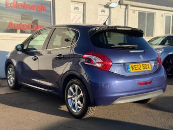 PEUGEOT 208 1.4 ALLURE E-HDI  5d 68 BHP