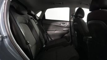 HYUNDAI KONA 39kWh Premium SUV 5dr Electric Auto (10.5kW Charger) (136 ps)