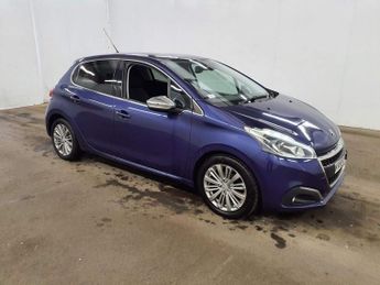 Peugeot 208 1.6 BlueHDi Allure Hatchback 5dr Diesel Manual Euro 6 (75 ps)