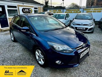 Ford Focus 1.0T EcoBoost Zetec Hatchback 5dr Petrol Manual Euro 5 (s/s) (12