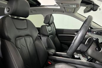AUDI E-TRON 55 Launch Edition SUV 5dr Electric Auto quattro 95kWh (408 ps) V