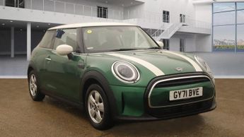 MINI Hatch 1.5 Cooper Classic Hatchback 3dr Petrol Steptronic Euro 6 (s/s) 