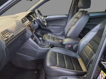 VOLKSWAGEN TIGUAN 2.0 TSI R-Line Tech DSG 4Motion (190ps)
