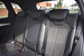 AUDI Q5 2.0 TFSIe 50 S line SUV 5dr Petrol Plug-in Hybrid S Tronic quatt