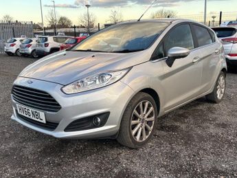 Ford Fiesta 1.0T EcoBoost Titanium Hatchback 5 Door Petrol Manual Silver Eur