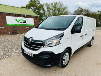 Renault Trafic 2.0 dCi ENERGY 30 Business+ Panel Van 5dr Diesel Manual LWB Stan