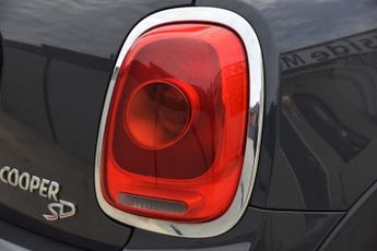 MINI HATCH 2.0 Cooper SD Hatchback 3dr Diesel Auto 6Spd Euro 6 (s/s) (170 p