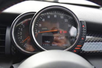 MINI HATCH 2.0 Cooper SD Hatchback 3dr Diesel Auto 6Spd Euro 6 (s/s) (170 p