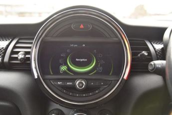 MINI HATCH 2.0 Cooper SD Hatchback 3dr Diesel Auto 6Spd Euro 6 (s/s) (170 p