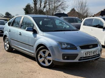 Ford Focus 1.6 Zetec Climate Hatchback 5dr Petrol Automatic (184 g/km, 99 b