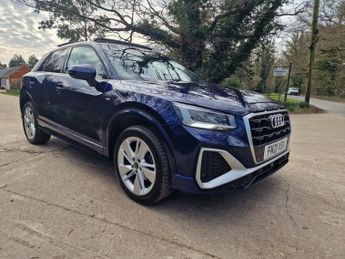 AUDI Q2 2.0 TDI 30 S line SUV 5dr Diesel S Tronic Euro 6 (s/s) (116 ps)