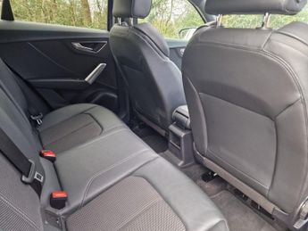 AUDI Q2 2.0 TDI 30 S line SUV 5dr Diesel S Tronic Euro 6 (s/s) (116 ps)