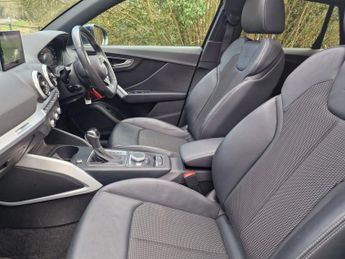 AUDI Q2 2.0 TDI 30 S line SUV 5dr Diesel S Tronic Euro 6 (s/s) (116 ps)