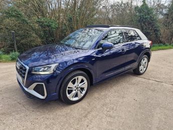 AUDI Q2 2.0 TDI 30 S line SUV 5dr Diesel S Tronic Euro 6 (s/s) (116 ps)