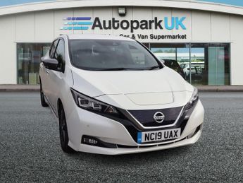 NISSAN LEAF 40kWh Tekna Hatchback 5dr Electric Auto (150 ps)
