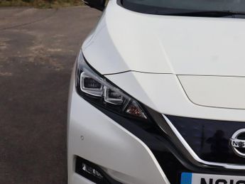 NISSAN LEAF 40kWh Tekna Hatchback 5dr Electric Auto (150 ps)