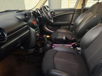 MINI COUNTRYMAN 2.0 Cooper SD SUV 5dr Diesel Auto Euro 5 (143 ps)