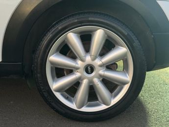 MINI COUNTRYMAN 2.0 Cooper SD SUV 5dr Diesel Auto Euro 5 (143 ps)