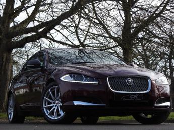 Jaguar XF 2.2d Premium Luxury Saloon 4dr Diesel Auto Euro 5 (s/s) (200 ps)