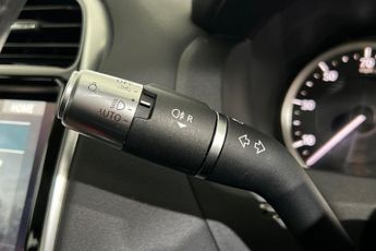 JAGUAR XE 2.0 D180 S Saloon 4dr Diesel Auto Euro 6 (s/s) (180 ps) Touch Pr