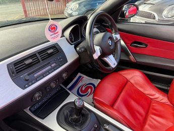 BMW Z4 2.5i Sport Convertible 2dr Petrol Manual Euro 4 (177 ps)