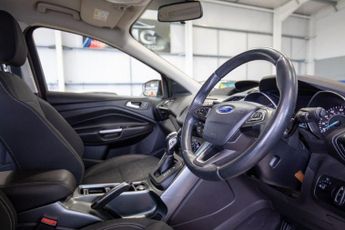FORD KUGA 2.0 TDCi EcoBlue Zetec SUV 5dr Diesel Powershift Euro 6 (120 ps)
