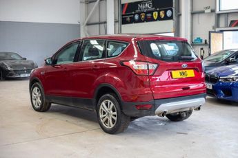 FORD KUGA 2.0 TDCi EcoBlue Zetec SUV 5dr Diesel Powershift Euro 6 (120 ps)