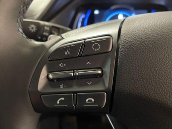 HYUNDAI IONIQ 38.3kWh Premium Hatchback 5dr Electric Auto (136 ps)