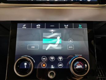 LAND ROVER RANGE ROVER EVOQUE 2.0 P250 MHEV HSE SUV 5dr Petrol Auto 4WD Euro 6 (s/s) (249 ps)