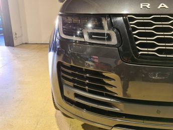 LAND ROVER RANGE ROVER 4.4 SD V8 Autobiography SUV 5dr Diesel Auto 4WD Euro 6 (s/s) (33