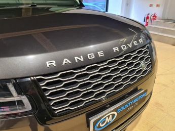 LAND ROVER RANGE ROVER 4.4 SD V8 Autobiography SUV 5dr Diesel Auto 4WD Euro 6 (s/s) (33
