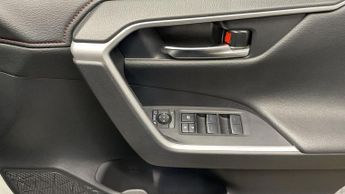 TOYOTA RAV4 2.5 VVT-h 18.1 kWh Dynamic SUV 5dr Petrol Plug-in Hybrid CVT 4WD