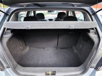VAUXHALL ASTRA 1.8i 16v Life Hatchback 5dr Petrol Automatic (187 g/km, 138 bhp)